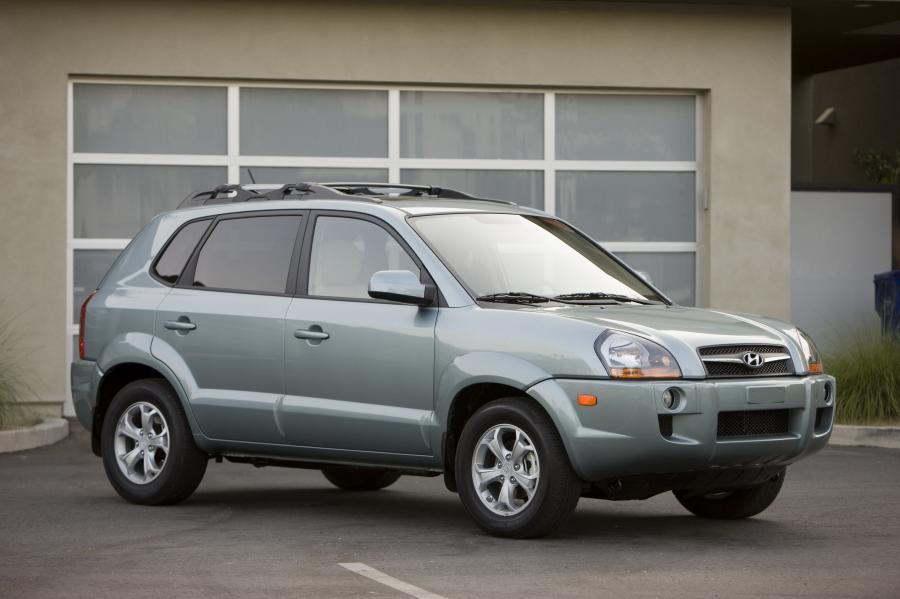 Hyundai Tucson 2004 года  (фото 20 из 74)